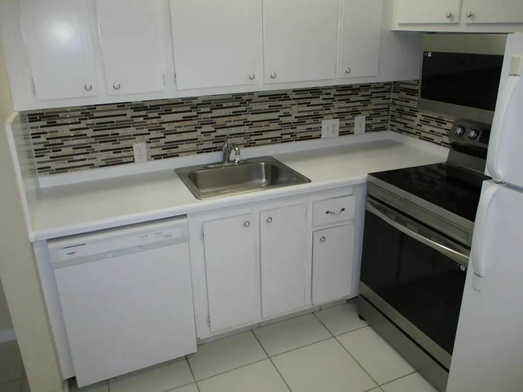 506 Mansfield M Boca Raton FL 33434