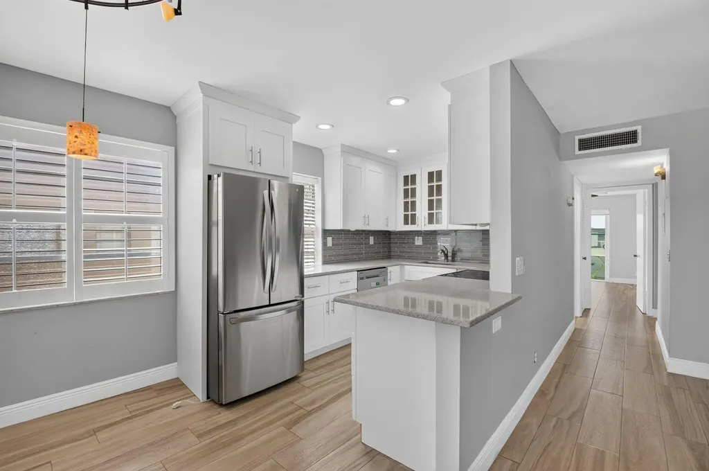 374 Capri H Delray Beach FL 33484