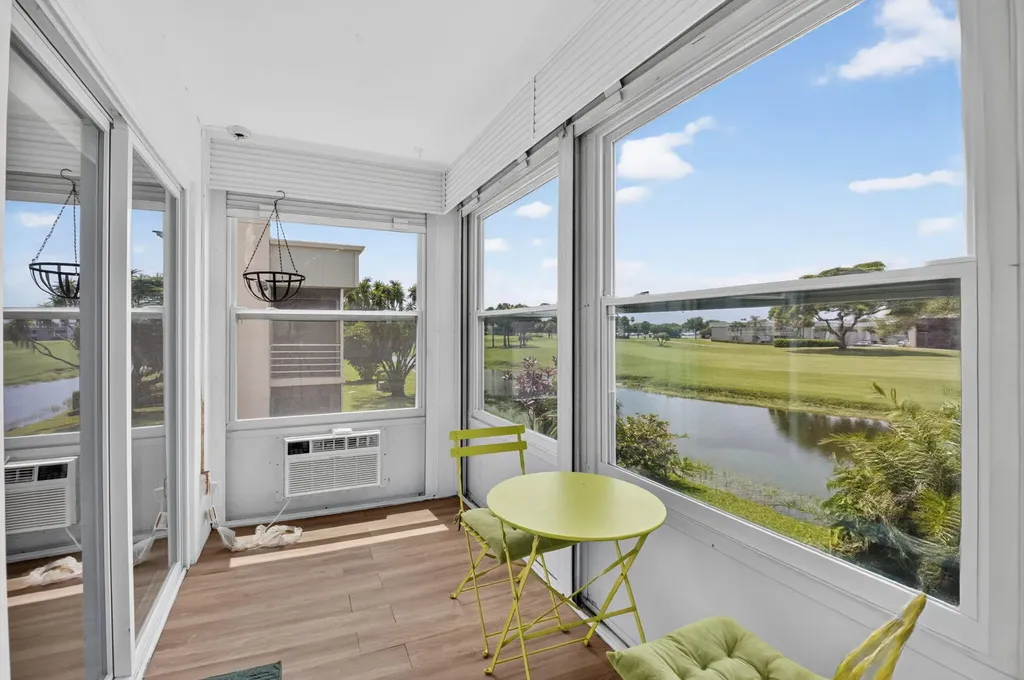 374 Capri H Delray Beach FL 33484
