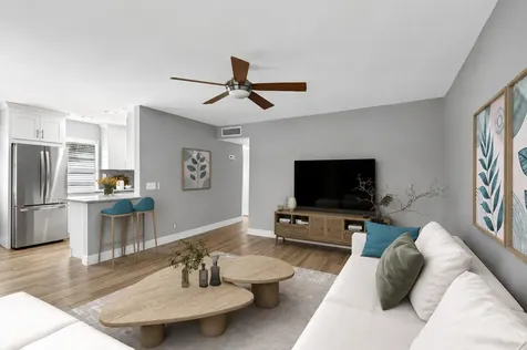 374 Capri H Delray Beach FL 33484