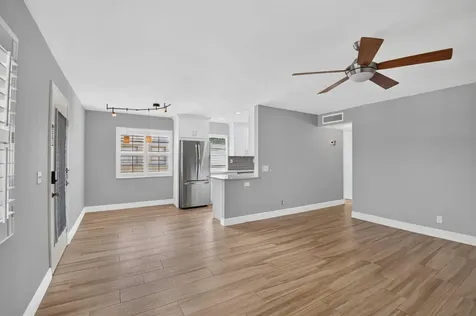 374 Capri H Delray Beach FL 33484