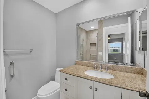 374 Capri H Delray Beach FL 33484