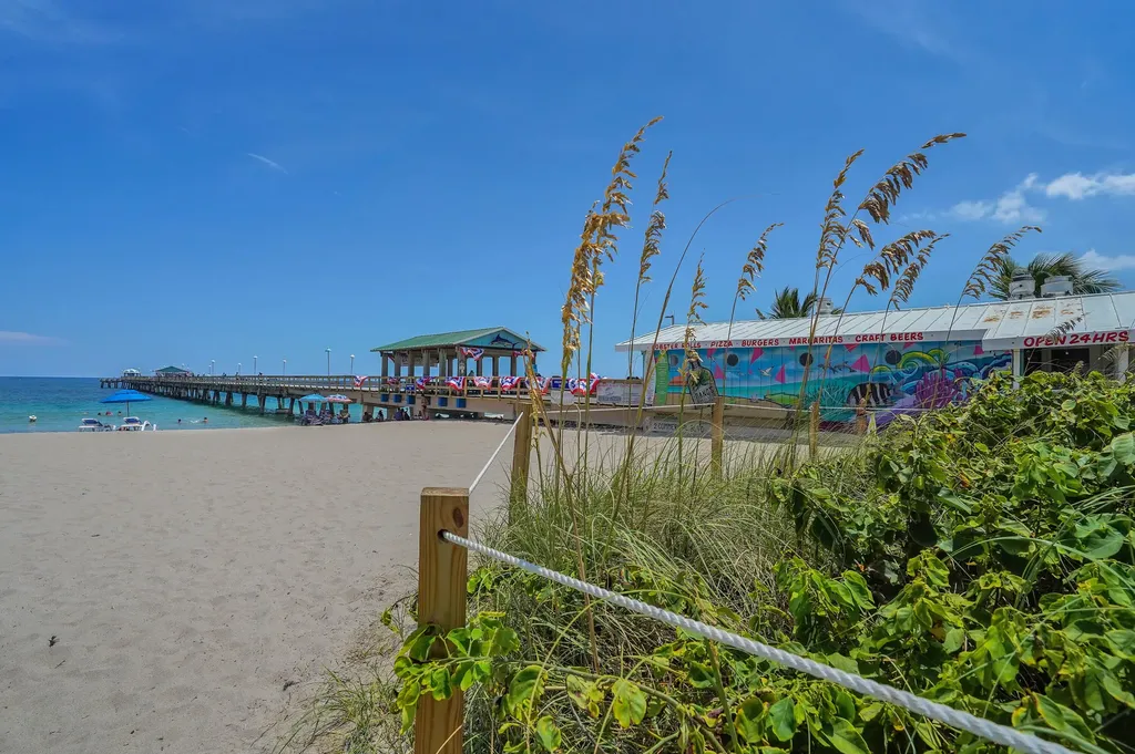 4228 N Ocean Drive Lauderdale By The Sea FL 33308