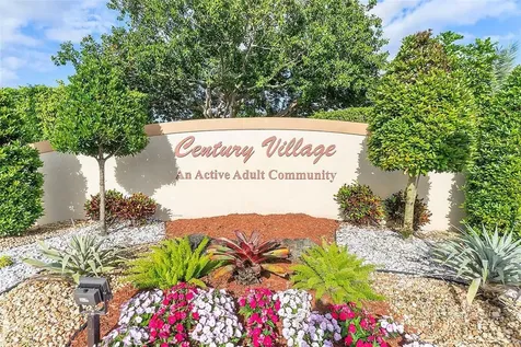 203 Suffolk Boca Raton FL 33434