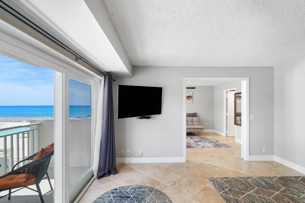 4511 S Ocean Boulevard Highland Beach FL 33487