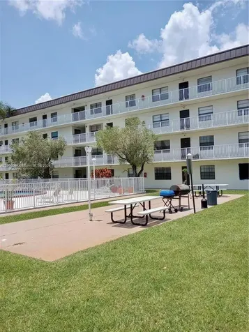 500 NE 2nd Street Dania Beach FL 33004