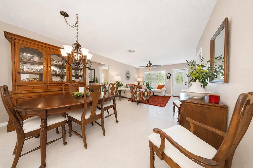 17285 Sapp Place Jupiter FL 33458