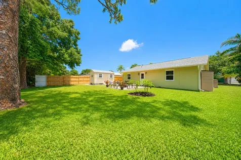 17285 Sapp Place Jupiter FL 33458
