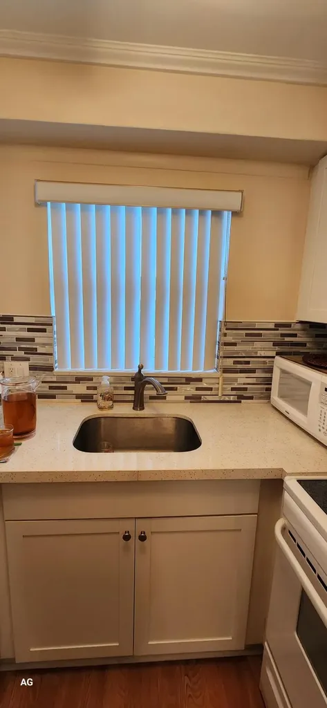 15 SE 13th Street Boca Raton FL 33432