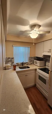 15 SE 13th Street Boca Raton FL 33432