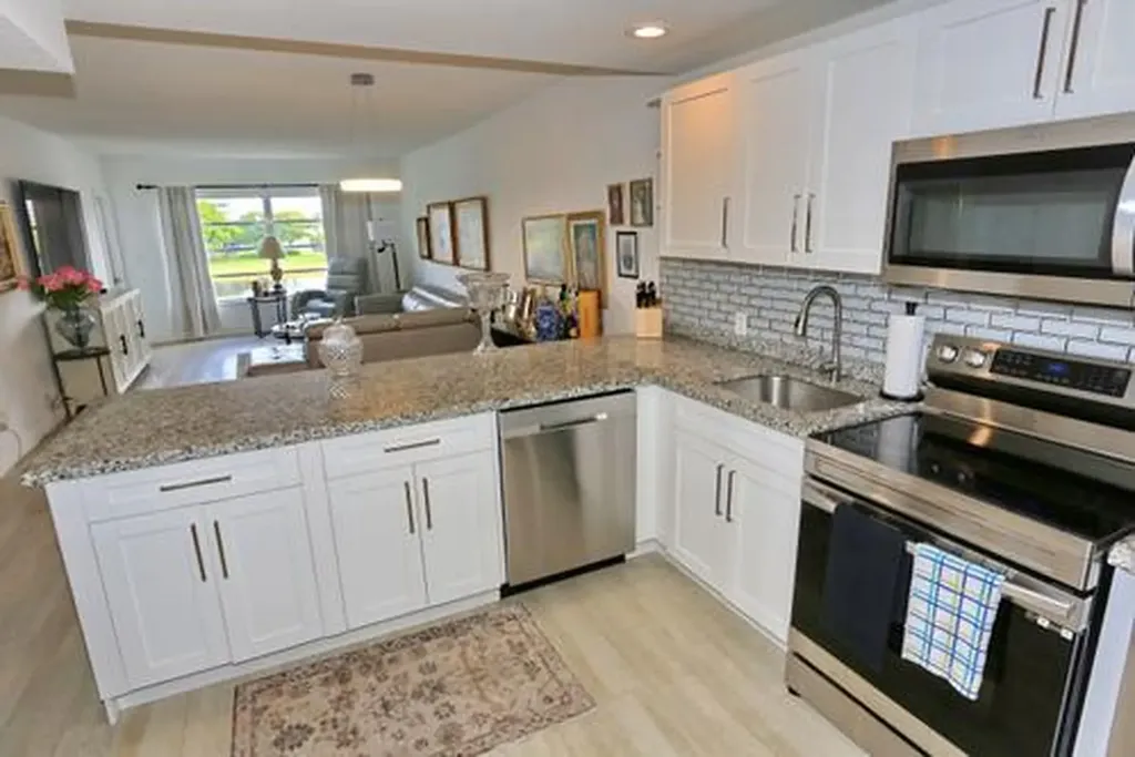 2801 N Palm Aire Drive Pompano Beach FL 33069