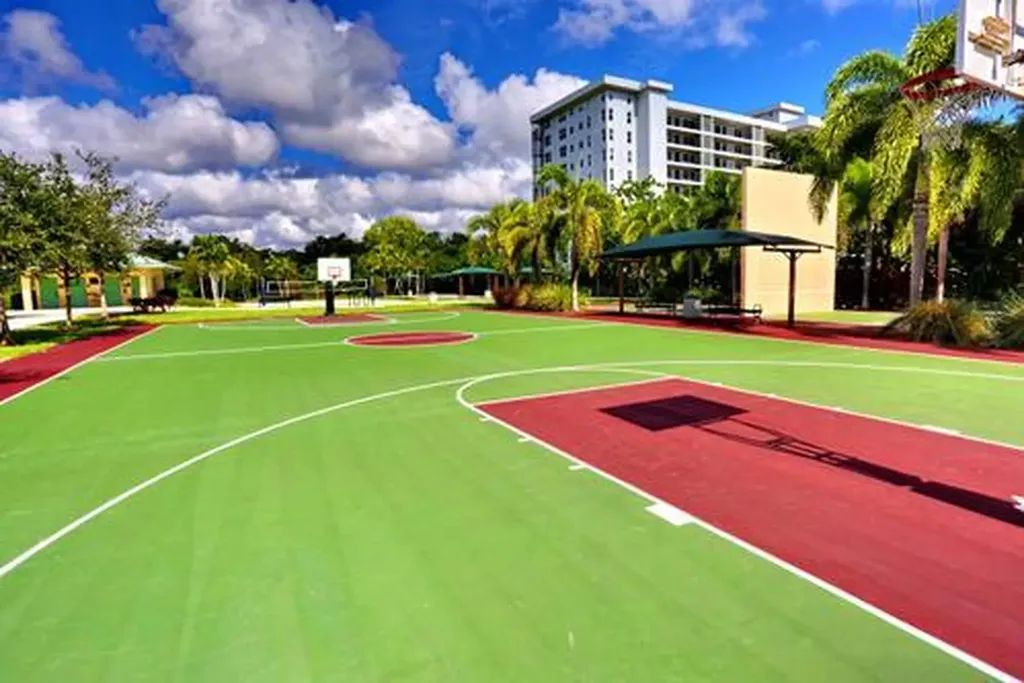 2801 N Palm Aire Drive Pompano Beach FL 33069