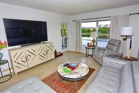 2801 N Palm Aire Drive Pompano Beach FL 33069