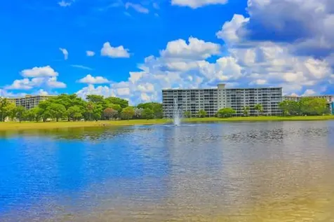 2801 N Palm Aire Drive Pompano Beach FL 33069