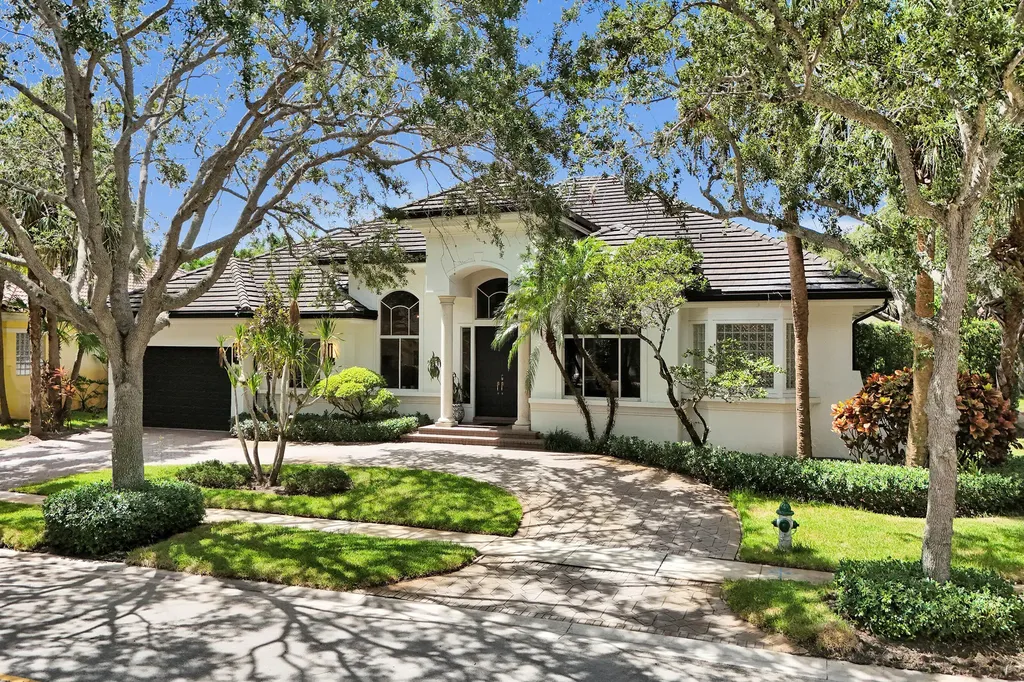3348 Oak Hill Street Hollywood FL 33312