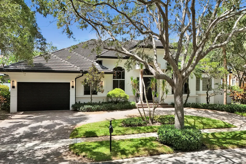 3348 Oak Hill Street Hollywood FL 33312