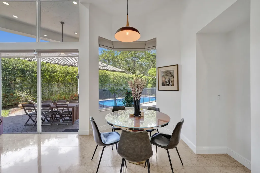3348 Oak Hill Street Hollywood FL 33312