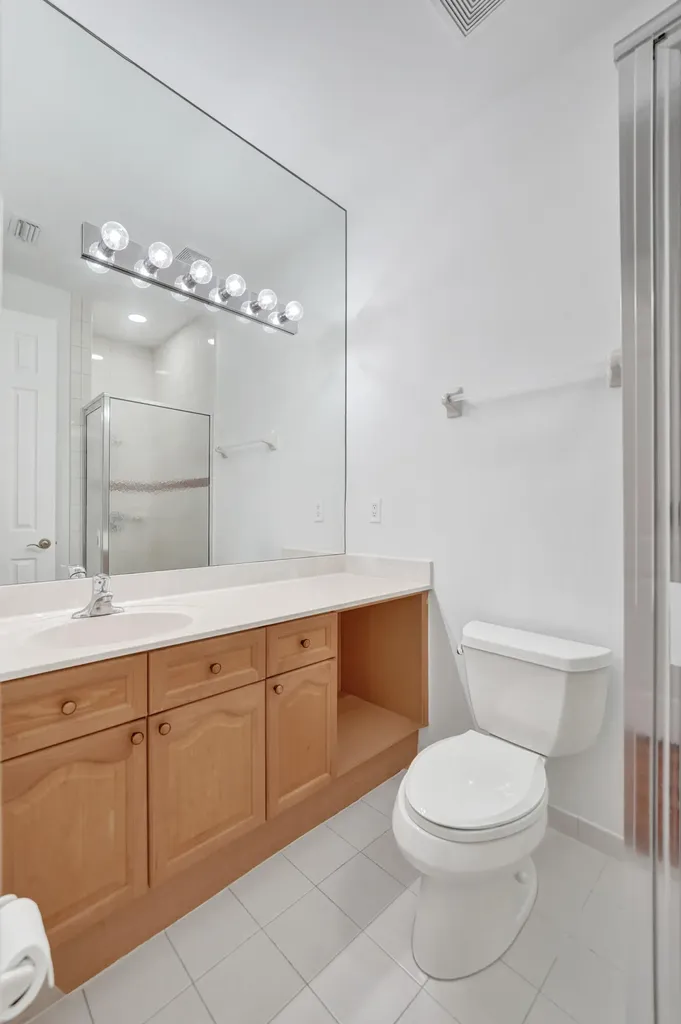 3348 Oak Hill Street Hollywood FL 33312