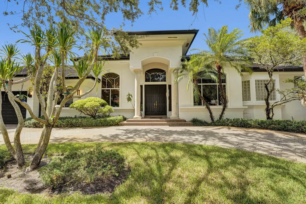 3348 Oak Hill Street Hollywood FL 33312