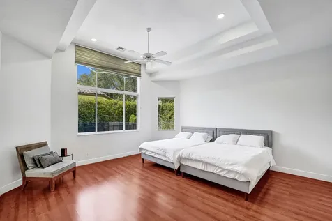 3348 Oak Hill Street Hollywood FL 33312
