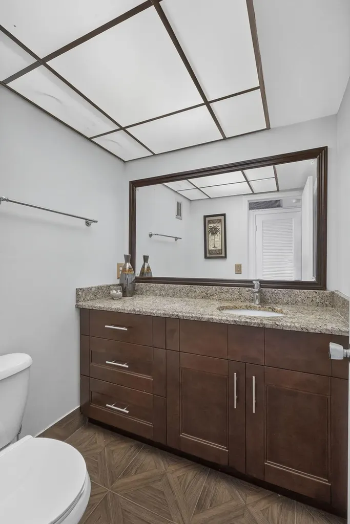 307 Wellington C West Palm Beach FL 33417