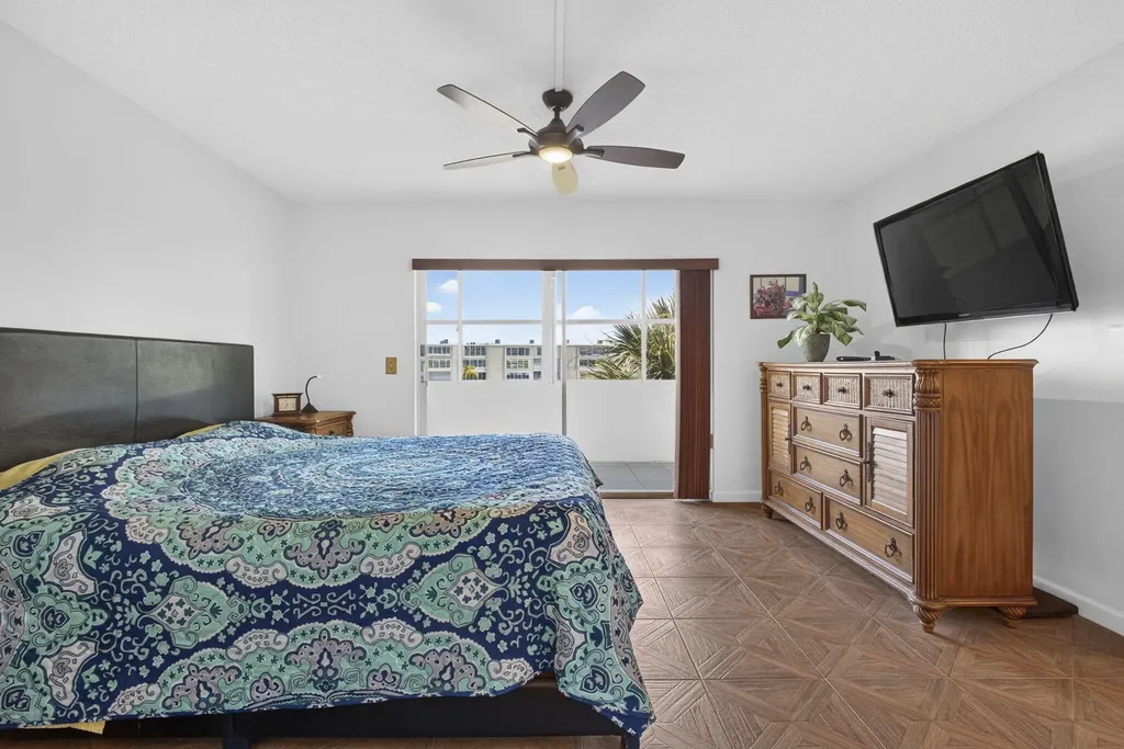 307 Wellington C West Palm Beach FL 33417