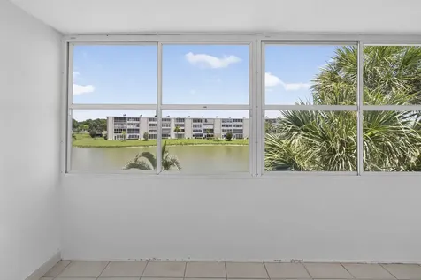 307 Wellington C West Palm Beach FL 33417