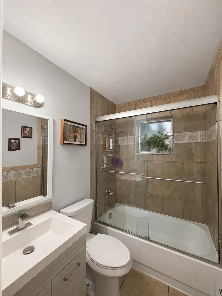 3873 NW 2nd Court Deerfield Beach FL 33442