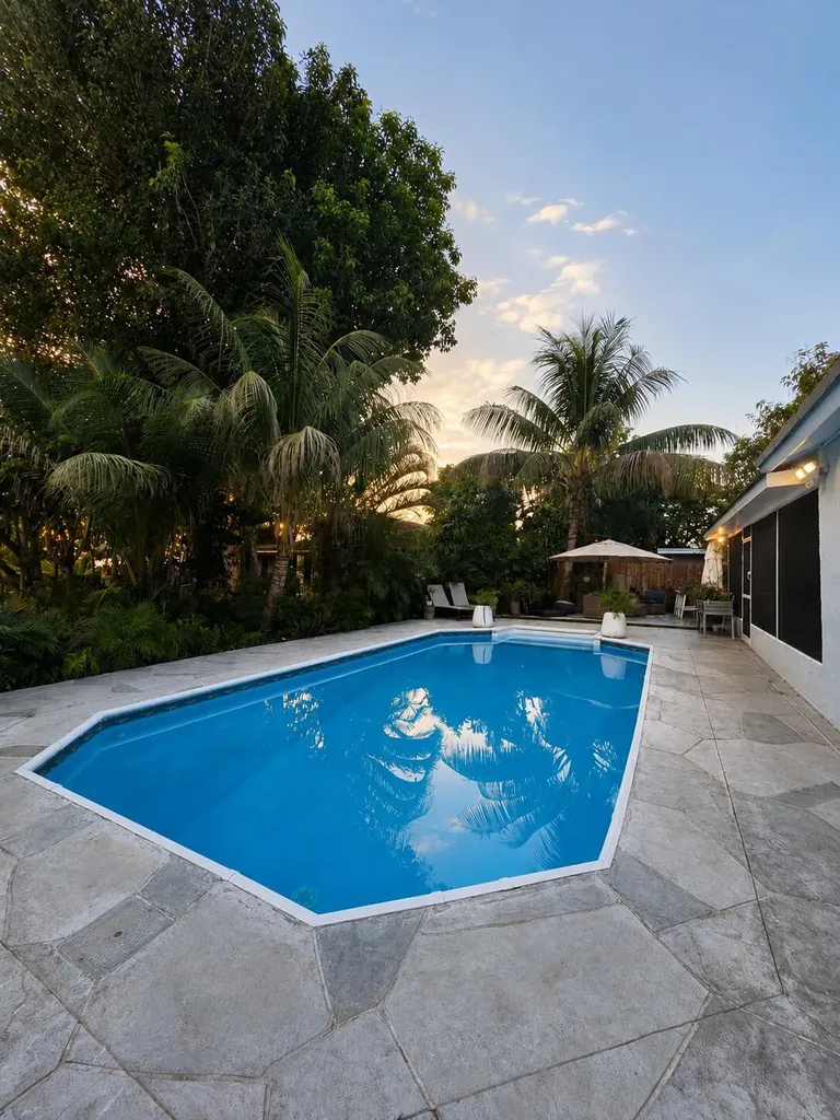 3873 NW 2nd Court Deerfield Beach FL 33442