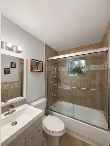 3873 NW 2nd Court Deerfield Beach FL 33442