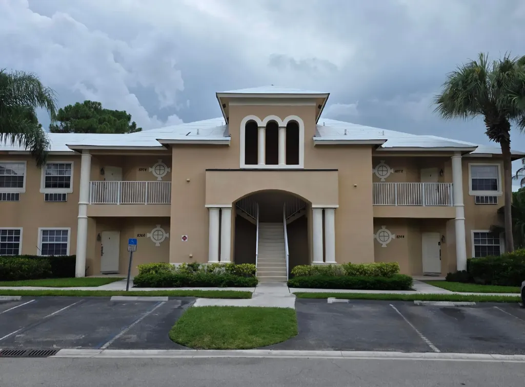 8372 Mulligan Circle Port St Lucie FL 34986
