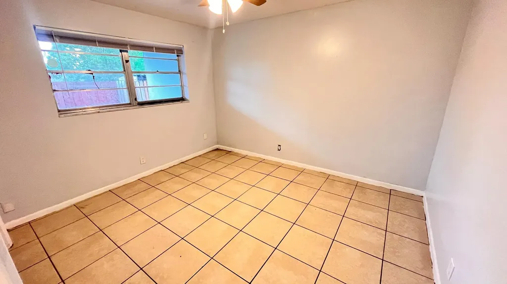 919 S G Street Lake Worth Beach FL 33460