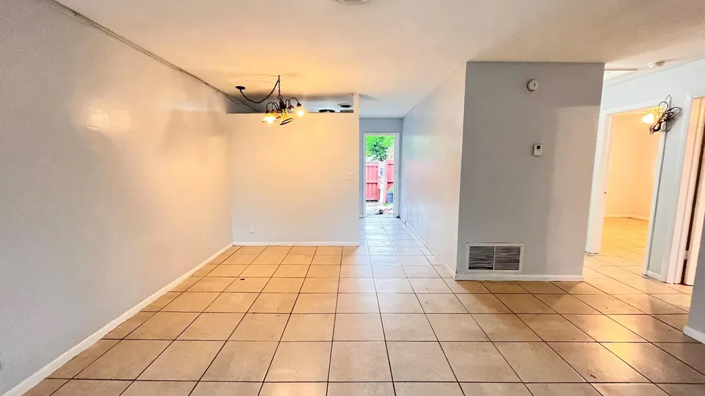 919 S G Street Lake Worth Beach FL 33460