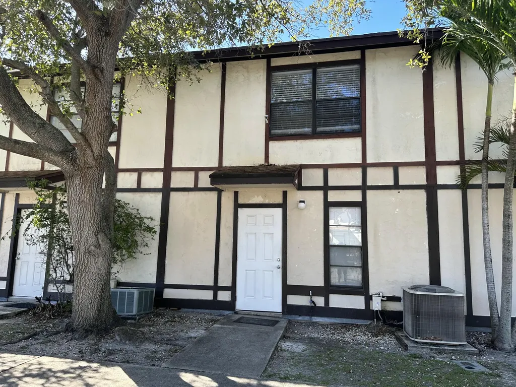 5145 Breckenridge Place West Palm Beach FL 33417