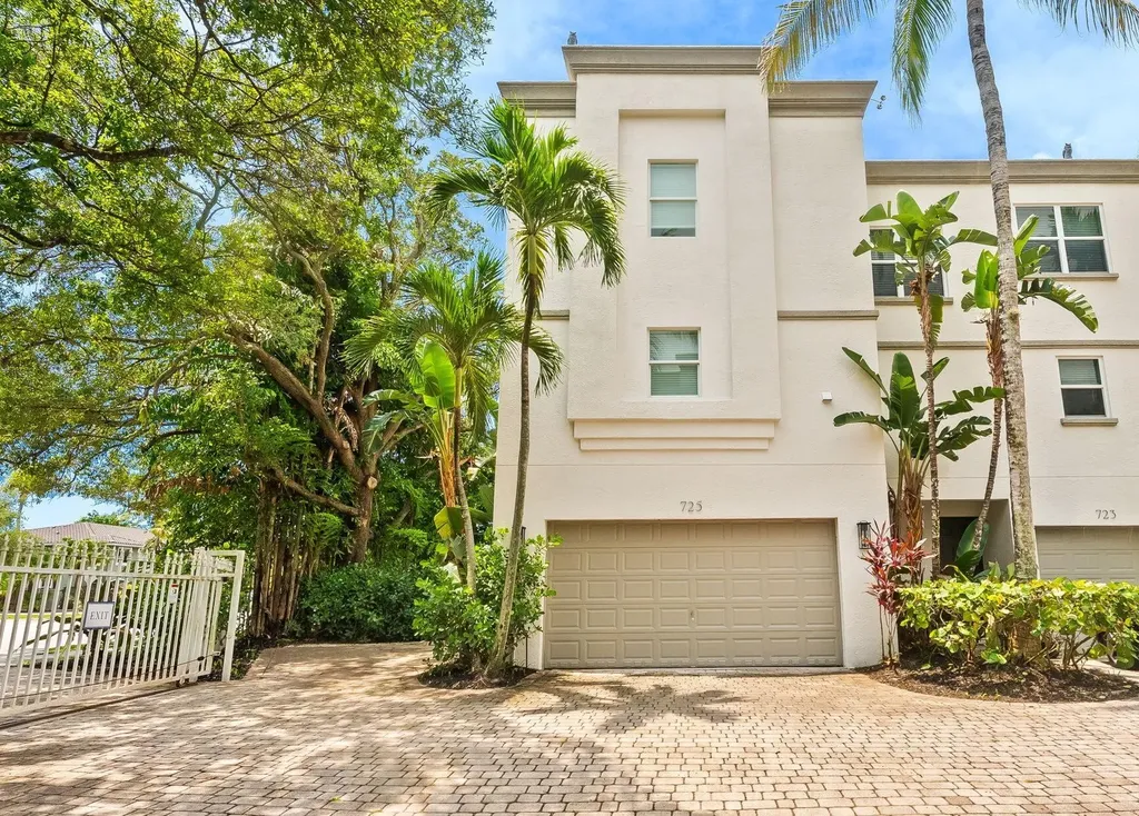 725 SW 4th Avenue Fort Lauderdale FL 33315