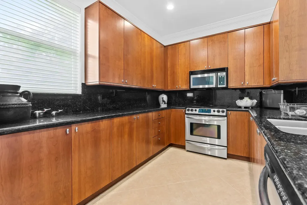 725 SW 4th Avenue Fort Lauderdale FL 33315