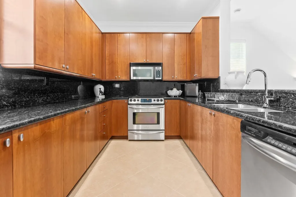 725 SW 4th Avenue Fort Lauderdale FL 33315