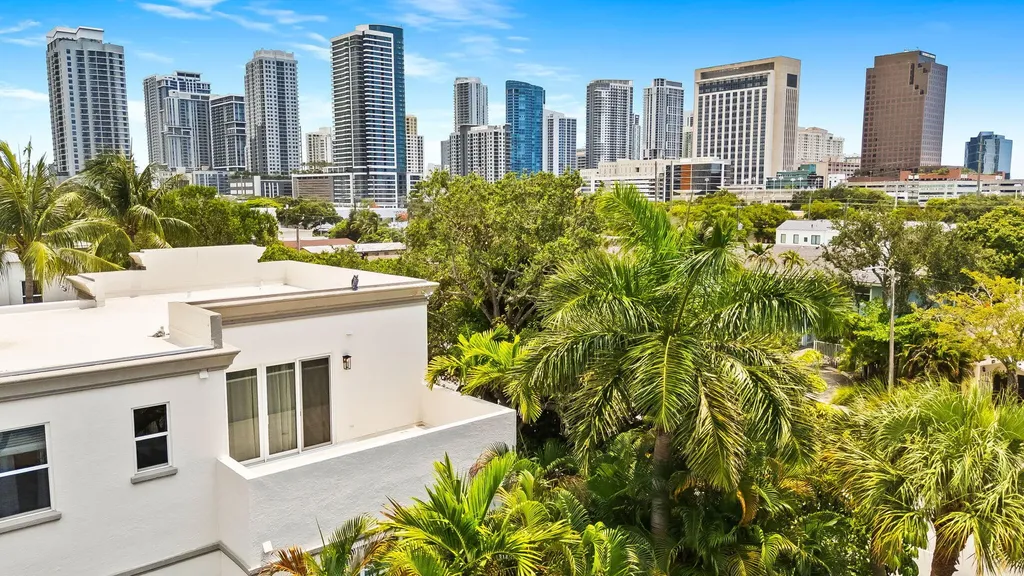 725 SW 4th Avenue Fort Lauderdale FL 33315