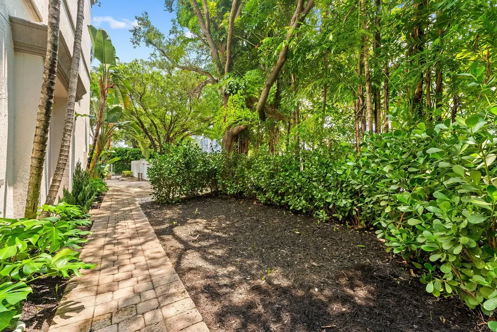 725 SW 4th Avenue Fort Lauderdale FL 33315