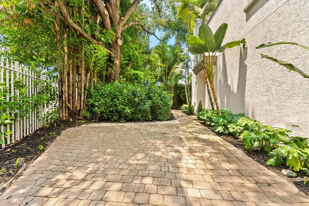 725 SW 4th Avenue Fort Lauderdale FL 33315