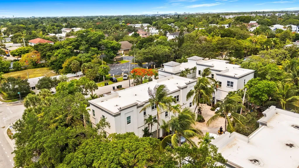 725 SW 4th Avenue Fort Lauderdale FL 33315