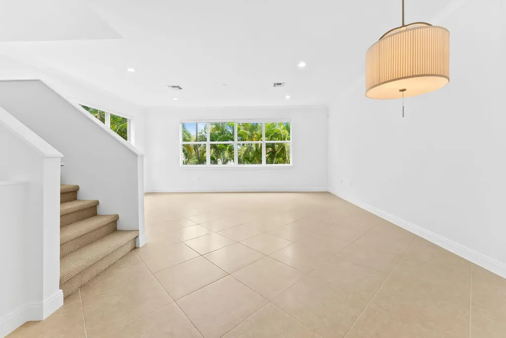 725 SW 4th Avenue Fort Lauderdale FL 33315