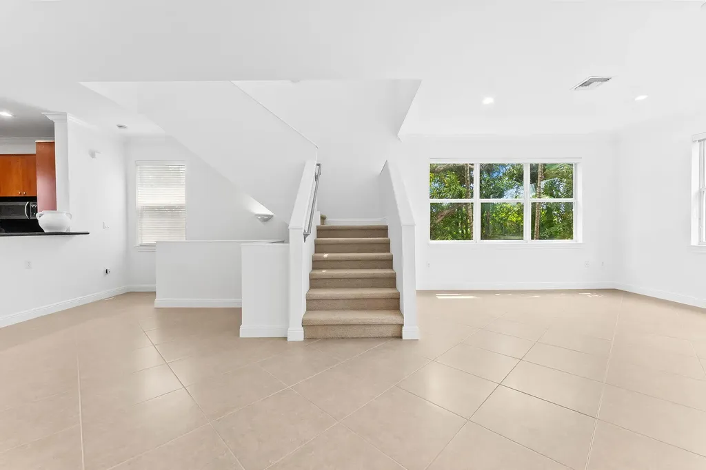 725 SW 4th Avenue Fort Lauderdale FL 33315