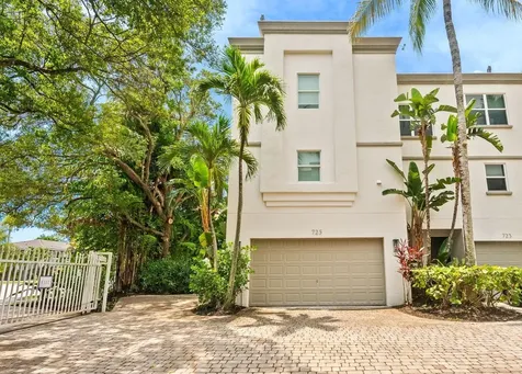 725 SW 4th Avenue Fort Lauderdale FL 33315