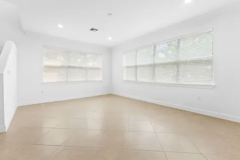 725 SW 4th Avenue Fort Lauderdale FL 33315
