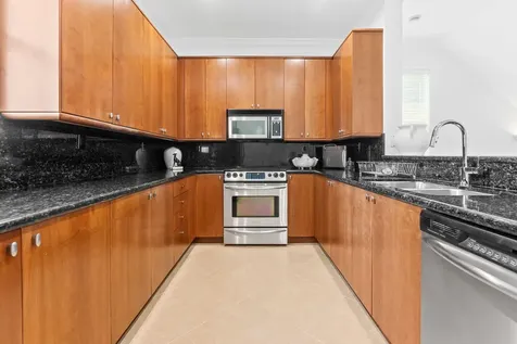 725 SW 4th Avenue Fort Lauderdale FL 33315