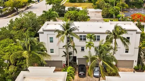 725 SW 4th Avenue Fort Lauderdale FL 33315