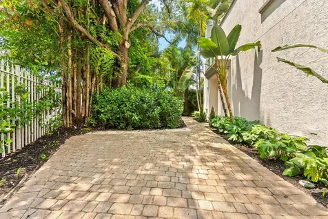 725 SW 4th Avenue Fort Lauderdale FL 33315