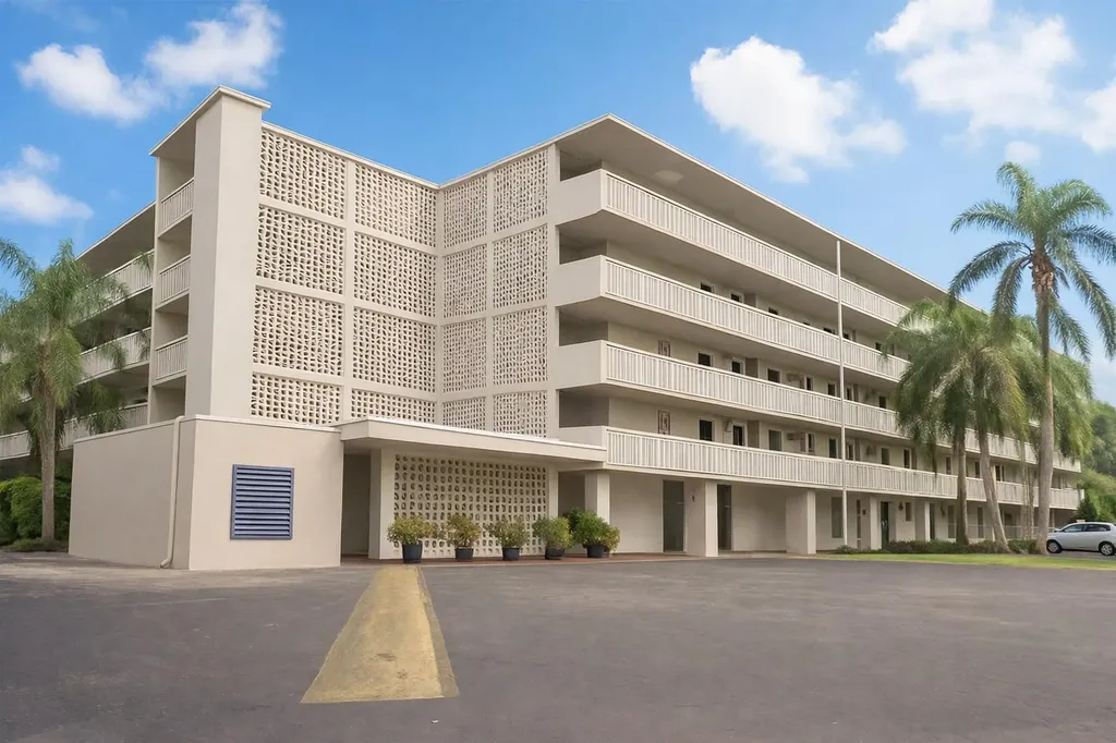 4650 Washington Street Hollywood FL 33021