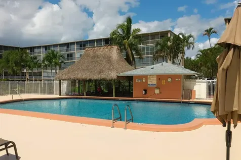 4650 Washington Street Hollywood FL 33021